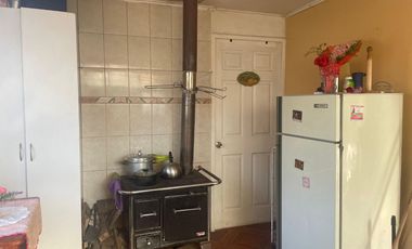 Nuevo precio! Venta casa 3D2B con cabaña 3D1B en sector Las Mariposas, Chillán