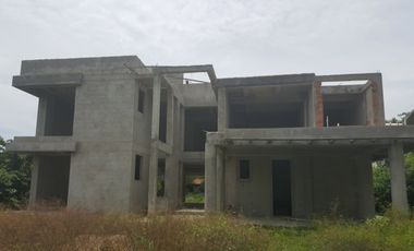 VENTA CASA EN OBRA GRIS- ZONA NORTE