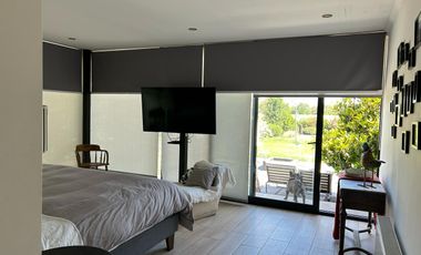 CASA ESTILO MODERNO, CONDOMINIO LAS BRISAS DE CHICUREO, COLINA, 430/2.000 M2, 5 DORMITORIOS, 6 BAÑOS, TERRAZA, QUINCHO Y PISCINA