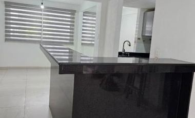 Linda casa en venta en Colonial del lago