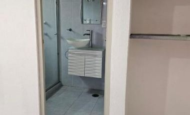 Linda casa en venta en Colonial del lago