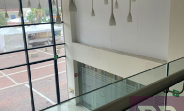 Local comercial en renta 270m2 - Paseo Santa Lucia