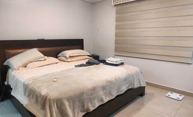 Renta/venta  casa en Urbanización Milann, 4 Dormitorios, por el CC El Dorado