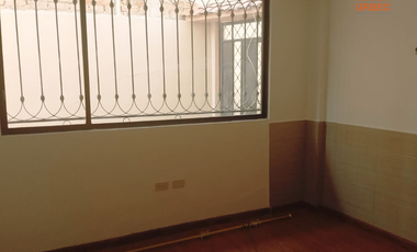 Edificio en Venta: Departamentos Familiares en Zona de alta plusvalia Ubicación estratégica/24urb85