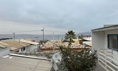 Reservada. Se aceptan ofertas! Venta casa potencial comercial en Bahía Inglesa