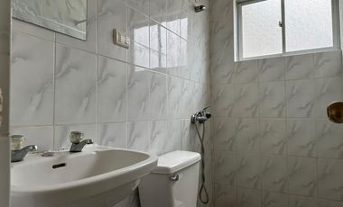 Reservada. Se aceptan ofertas! Venta casa potencial comercial en Bahía Inglesa