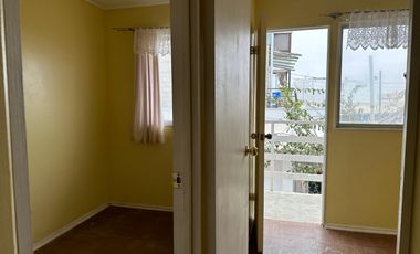 Reservada. Se aceptan ofertas! Venta casa potencial comercial en Bahía Inglesa