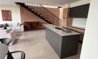 Venta casa por estrenar con hermosa vista en la Viña Alta Tumbaco