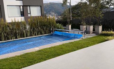 Venta casa por estrenar con hermosa vista en la Viña Alta Tumbaco