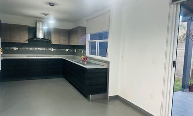 Se renta casa sola en San Mateo Atenco