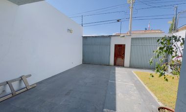 Se renta casa sola en San Mateo Atenco