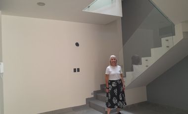 Venta  de casa amplia