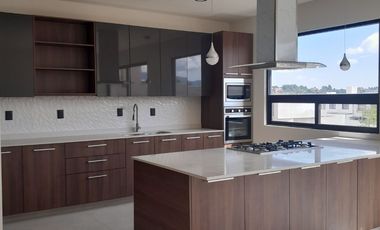 Venta  de casa amplia