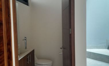 Venta  de casa amplia