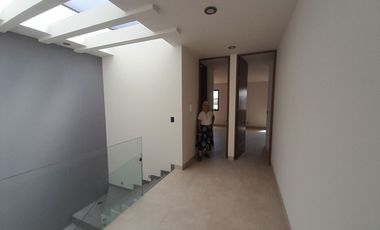 Venta  de casa amplia