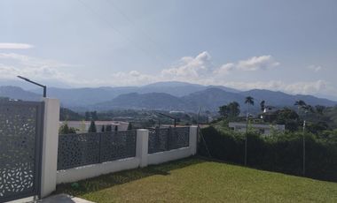 Vendo  casa campestre dentro de conjunto cerrado en el sector de Palestina Caldas