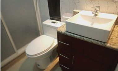 SE ARRIENDA AMPLIA SUITE DENTRO DE URBANIZACION - SECTOR CASHAPAMBA – VALLE DE LOS CHILLOS – A POCOS MINUTOS DE LA ESPE IDEAL PARA ESTUDIANTE Y/O PARE