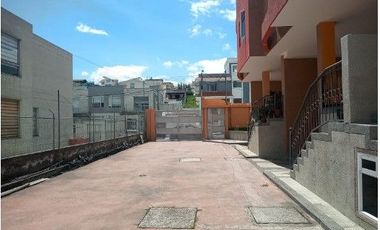 SE ARRIENDA AMPLIA SUITE DENTRO DE URBANIZACION - SECTOR CASHAPAMBA – VALLE DE LOS CHILLOS – A POCOS MINUTOS DE LA ESPE IDEAL PARA ESTUDIANTE Y/O PARE