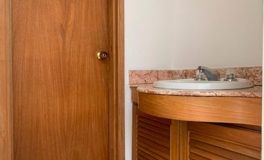 47107 Consultorio en Venta La Mota