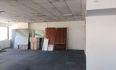 ALQUILER DE OFICINAS  ,6 AMPLIOS Y LUMINOSOS AMBIENTES ,