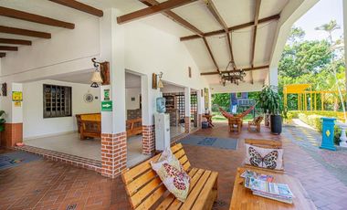 FINCA LA FUENTE CON AMPLIAS PISCINAS ESPECIAL PARA FIN DE SEMANA PRECIO POR NOCHE