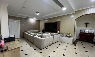 Casa en venta, sector Samborondón en Urb. El Rio