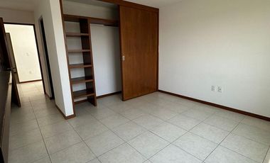 CASA RENTA EN CUMBRES DE LAGO JURIQUILLA CONDOMINIO CON ALBERCA