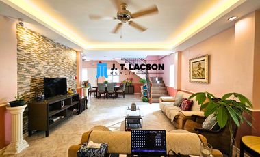 🌟 Stunning 4-Bedroom Home in Valencia – Ready to Move In! 🌟