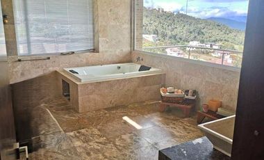 VENDO ESPECTACULAR CASA YERBABONITA-YERBABUENA