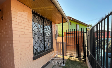 VENDE HERMOSA CASA DOS. PISOS EN LA FLORIDA