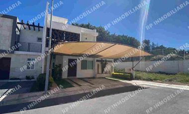 CASA AMUEBLADA EN CORREGIDORA QUERÉTARO.