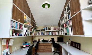 SE VENDE CASA EN SAN JERONIMO LIDICE. PARTE BAJA MUY BAJA.