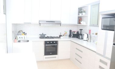 VENDO DE ESTRENO 02 ULTIMOS DEPARTAMENTOS  DE 143 m2 EXCLUSIVOS CON ACABADOS DE PRIMERA VISTA EXTERNA EN LA FLORESTA DE PRO LOS OLIVOS
