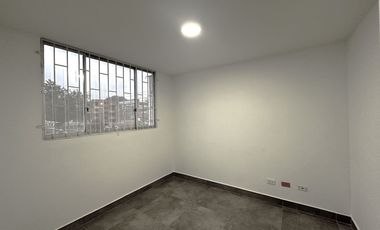 VENDO CASA COMERCIAL  REMODELADA EN LOS ALCAZARES