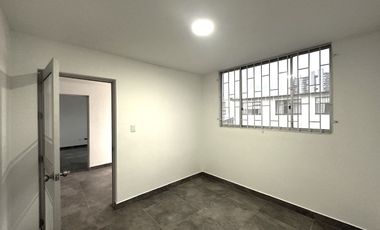 VENDO CASA COMERCIAL  REMODELADA EN LOS ALCAZARES
