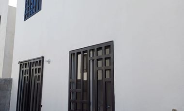 Propiedad en Renta Dominio Cumbres, Arezzzo Residencial, García, N.L.