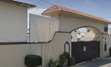 PRECIOSA CASA A SOLO 5 MIN DE TOWN CENTER NICOLAS ROMERO