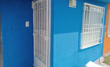 Casa en venta en Fraccionamiento Los Almendros en Ayala Morelos