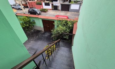 Alquilo como vivienda u oficina 125m2 + azotea