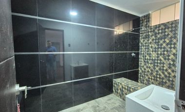 Alquilo como vivienda u oficina 125m2 + azotea