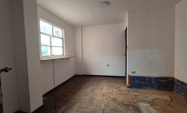 Alquilo como vivienda u oficina 125m2 + azotea