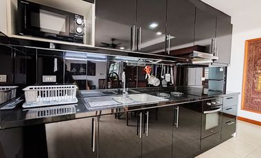 Seaview 2 Bedroom for Sale in Jomtien Complex Condominium
