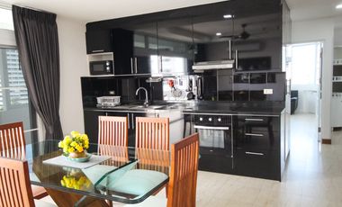 Seaview 2 Bedroom for Sale in Jomtien Complex Condominium