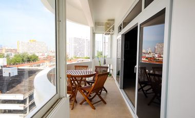 Seaview 2 Bedroom for Sale in Jomtien Complex Condominium