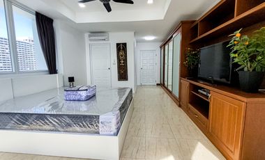 Seaview 2 Bedroom for Sale in Jomtien Complex Condominium