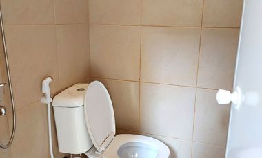 Rumah 2 Lantai Bonus Furniture dekat Jalan Raya Tajem
