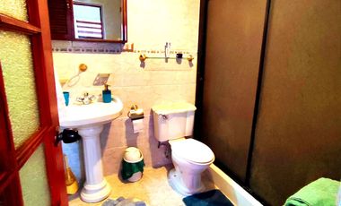 Casa interior amoblada