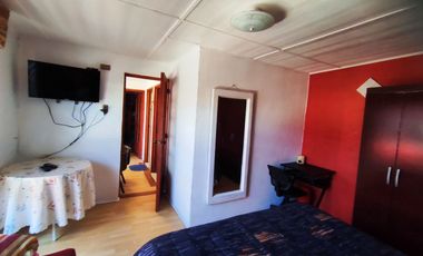 Casa interior amoblada