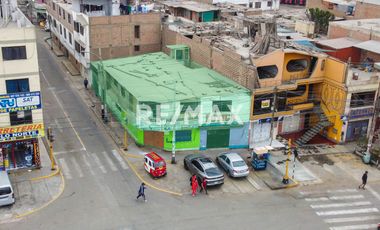 Terreno En Av. Túpac Amaru | Esquina | 2 Pisos | Ideal Para Vivienda O Negocio