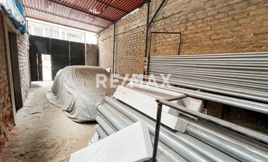 Terreno En Av. Túpac Amaru | Esquina | 2 Pisos | Ideal Para Vivienda O Negocio